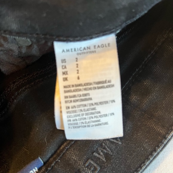 Distressed black jean shorts - Picture 6 of 7